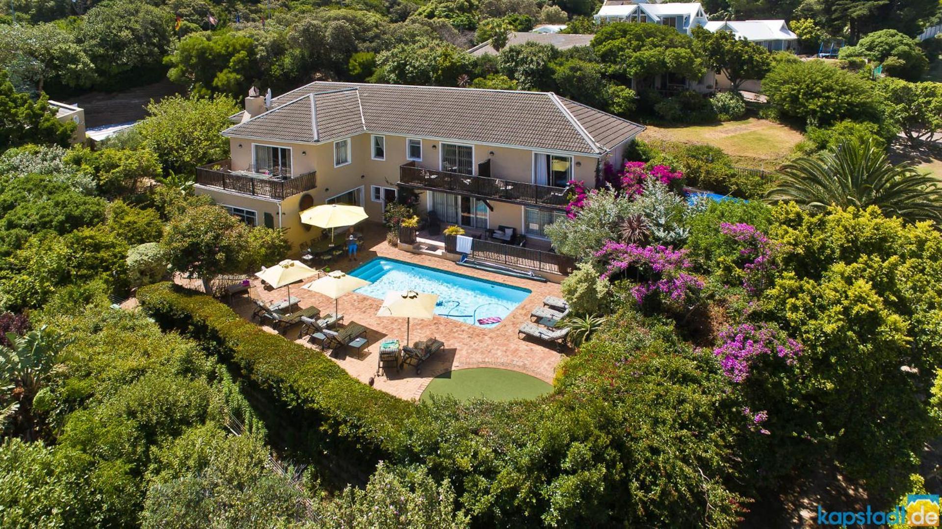 Metaphysika Holistic Retreat, Hout Bay *